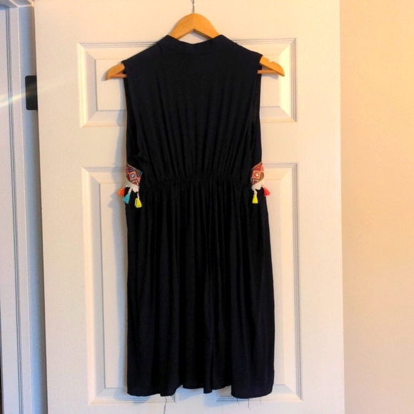 Fun boho coverup - Picture 2 of 3